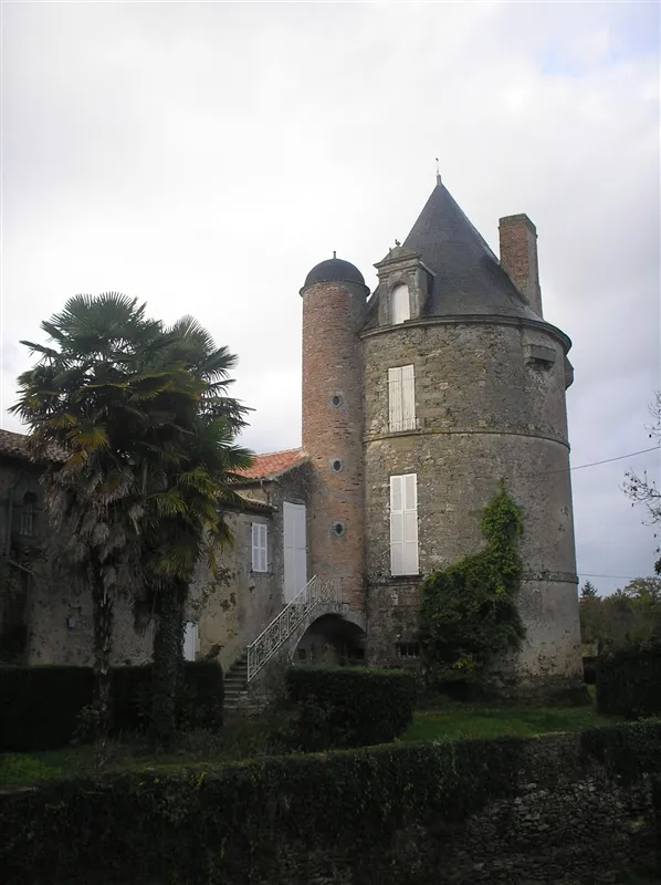 Couvreur Zingueur à La Roche sur Yon