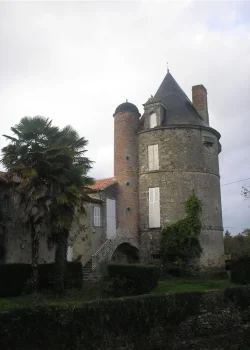 Couvreur Zingueur à La Roche sur Yon